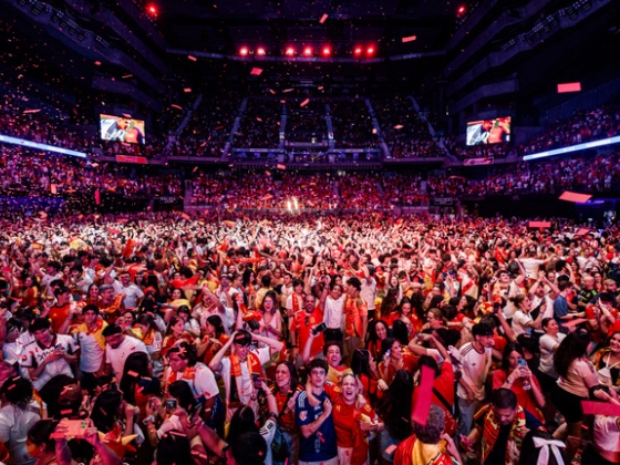 Szörnyű tragédia, ünneplés közben halt meg egy 13 éves spanyol fiú - Kövesse a világbajnoki döntő utózöngéit élő hírfolyamunkban!