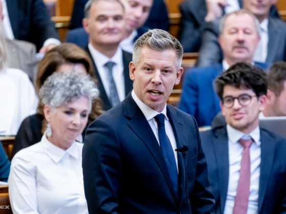 Magyar Péter szerint a legfőbb ügyésznek is távoznia kell