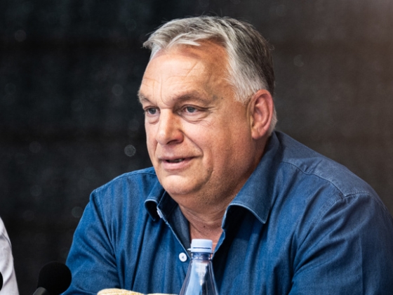 Minden szem Orbán Viktorra szegeződik
