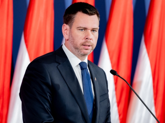 Vitézy Dávid belső vizsgálatot indított a minisztériumban a Lázárinfó miatt