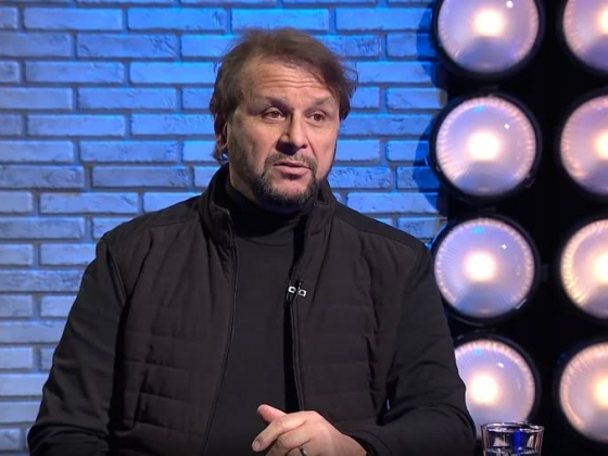 Előállította a rendőrség az ismert fideszes propagandista Dézsy Zoltánt, a Seuso-kincsek megszállottját
