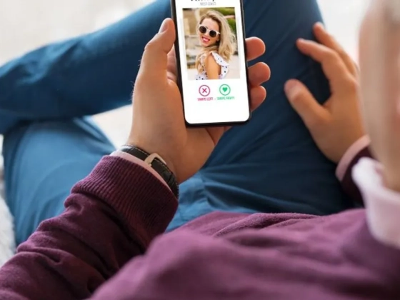 Hamis Tinder-profil miatt zaklatták az utcán – milliós kártérítést kapott a 19 éves lány - videó