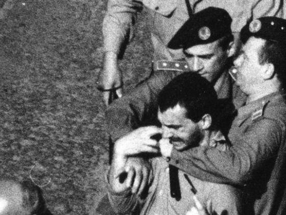 Orbán Viktor letartóztatásáról készült fotóval üzent Orbán Balázs