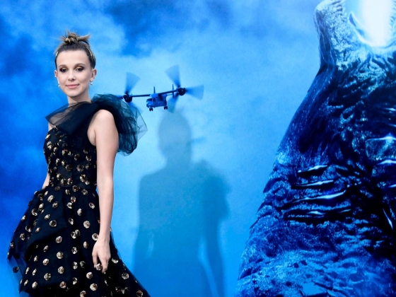 Millie Bobby Brown vezeti a tisztelgést, miután 18 éves korában elhunyt a Godzilla kontra Kong főszereplője, Kaylee Hottle