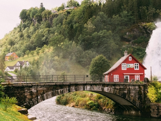 Rangsorolás: Mely országokban volt a legtöbb turista 2019 és 2025 között?