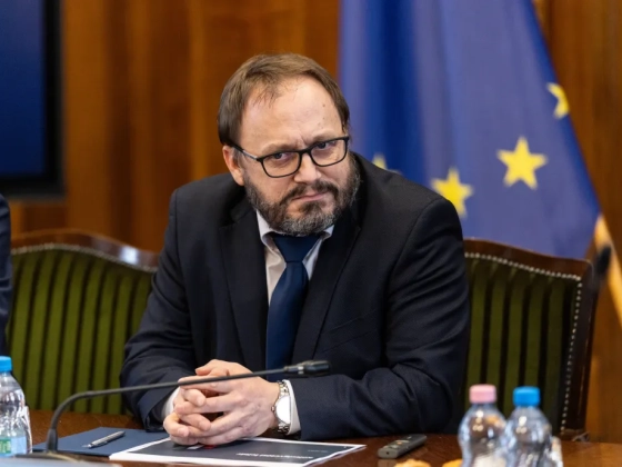Olyan erős a forint, hogy csökkent a magyar állam devizaadóssága, FixMÁP-ban viszont már 5000 milliárd tartozásuk van