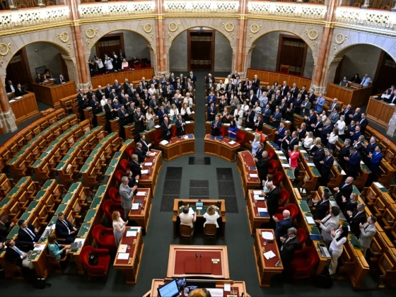 Újabb rendkívüli parlamenti ülések összehívását kezdeményezte Ruff Bálint