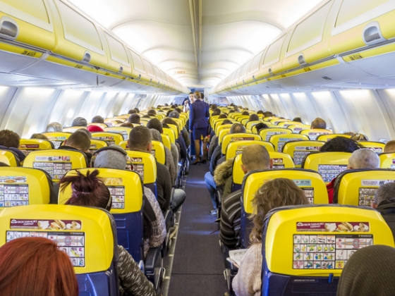 Magyar kardiológus mentette meg egy utas életét a Ryanair járatán