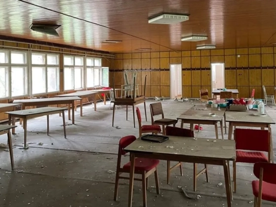 Mintha megállt volna az idő: fotókon a Békés megyei elhagyatott épület