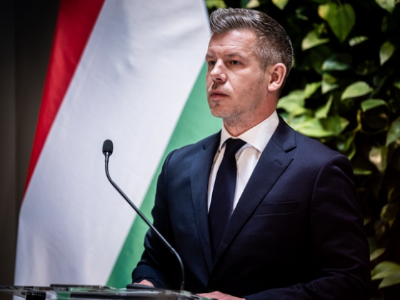 Magyar Péter újabb bejelentésekkel készül, hamarosan kezdődik a tájékoztató - Kormányszóvivői tájékoztató