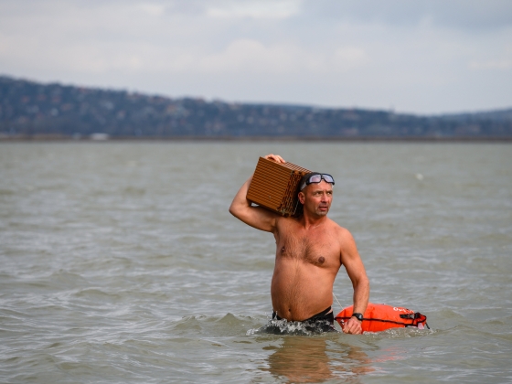 Megint elmarad a Balaton-átúszás