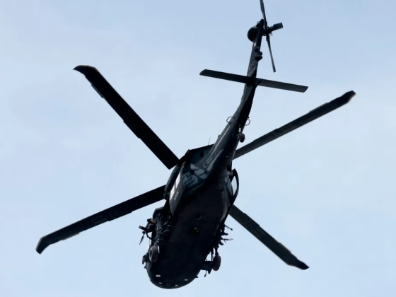 Katonai helikopter zuhant le Csehországban - egy ember meghalt a balesetben