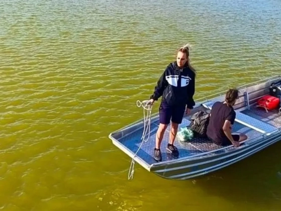 Elnyelt az iszap egy férfit a Velencei-tó közepén