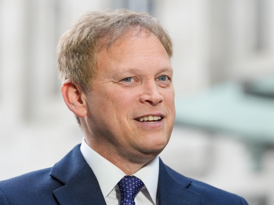 Shapps megtiltotta, hogy ismét a konzervatívok mellé álljon