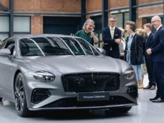 Anna hercegnő felavatta a Bentley új gyárát Crewe-ban
