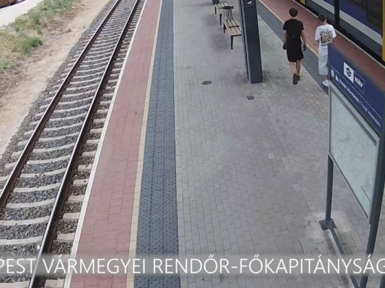 Keresi a rendőrség azt a két fiatalt, akik a mozgó vonatra ugrottak fel Érden, majd az oldalába kapaszkodva egy megállót utaztak