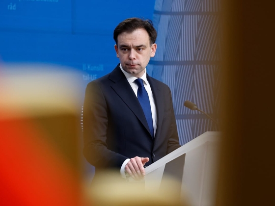 Lengyelország adóssága 500 milliárd euró fölé emelkedik, mivel a hitelfelvétel elérte a rekord ütemet