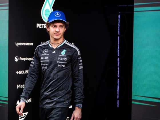 Kimi Antonelli: Apám azt mondta, ha még egyszer ilyet csinálok, kitekeri a nyakamat, mint egy csirkének