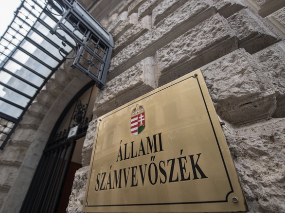 Reagált az Állami Számvevőszék, nyitott a felülvizsgálatra, de nem a kormány az illetékes