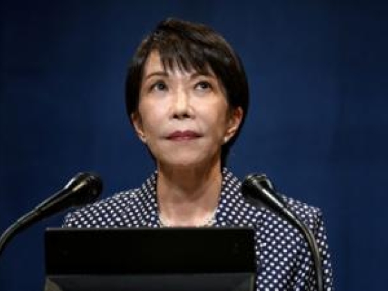 Képes lenne egy országot működtetni mindössze három óra alvással? Japán miniszterelnöke szerint igen