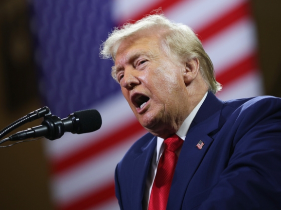 Donald Trump bekeményített, 60 országra vet ki új vámokat, az Európai Unió sem ússza meg