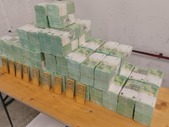 A KNYF e-mailben figyelmeztette a Legfőbb Ügyészséget, hogy az aranykonvojügy „rájuk éghet”