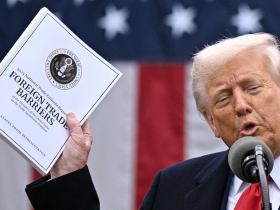 Trump vámbevétele negatív lett a visszatérítések miatt