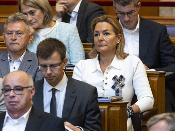 Vitályos Eszter pszichopatákkal van körülvéve?