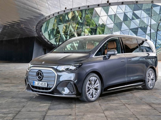 Mercedes VLE új felszerelésekkel: Az új VLE most AMG furgonként érkezik