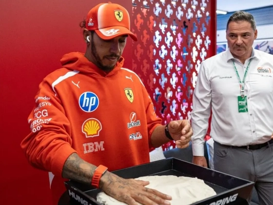 Hivatalos: Lewis Hamilton nevét viseli a Hungaroring egyik ikonikus kanyarja