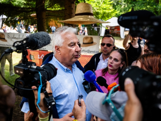 Semjén Zsolt elmondta, miért jobbak, mint a Fidesz, a DK-t pedig szektának nevezte