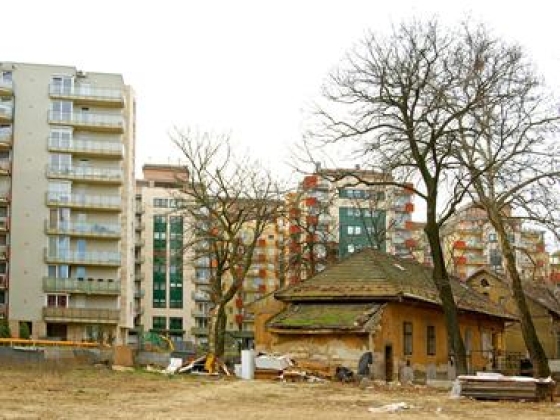 Megérkezett a fordulat: esni kezdtek a lakásárak Magyarországon