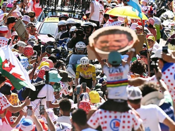 Pogacar az ötödik Tour küszöbén áll az Alpe d'Huez győzelme után