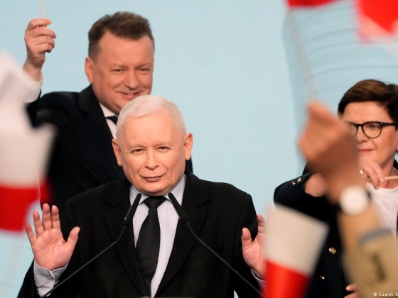 Lengyelország fő ellenzéke összeomlott a szélsőjobboldali csúszás miatt