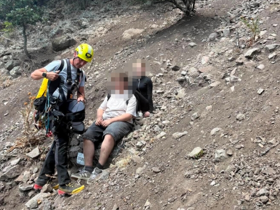 Kemény napjuk volt ma a hegyimentőknek: egymás után kellett lehozni sérült, elakadt túrázókat a Börzsönyből