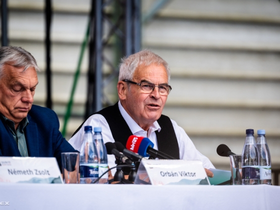 Tőkés László: Az erdélyi magyarság Európa egyik legveszélyeztetettebb közössége