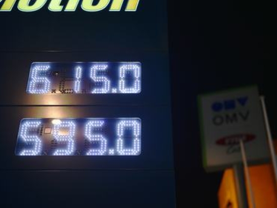 Gázolajhiányra és tankolási korlátozásokra figyelmeztet a Fidesz: veszélyben az üzemanyag-ellátás?