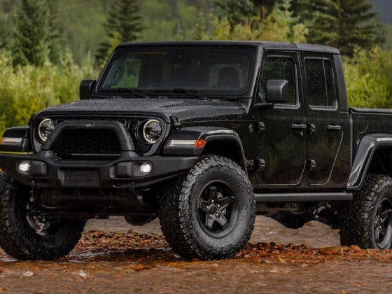 Visszahívást rendelt el a Jeep: az acélfelnik spontán széttörhetnek