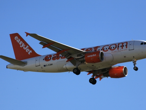 Tömegverekedés tört ki az EasyJet Teneriféről induló járatán