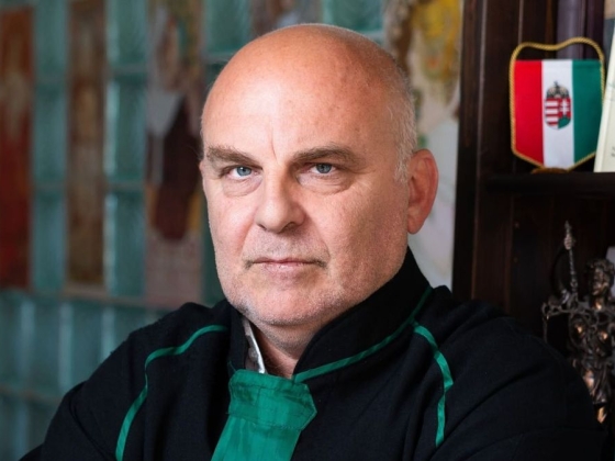 A végén tényleg köztársasági elnök lesz belőle