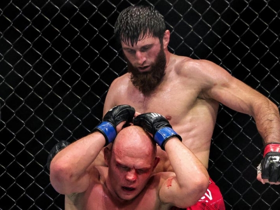 UFC Abu Dhabi eredmények, bónuszok és kiemelések