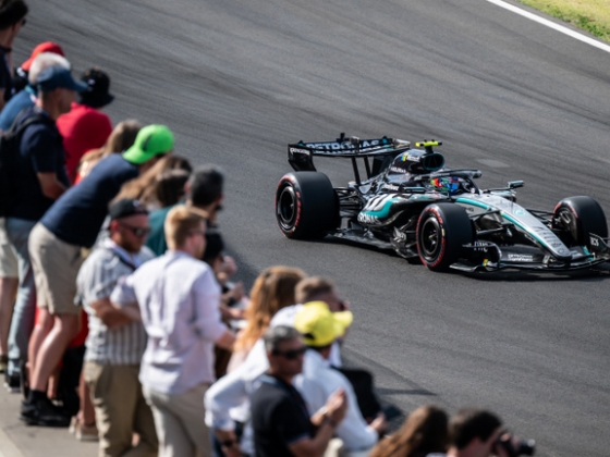Megbüntették a listavezetőt is, ismét változott az F1-es Magyar Nagydíj rajtsorrendje