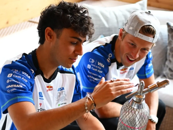 Tipikus magyar tárgyakat mutattak az F1 sztárjainak, látni kell a reakciójukat – videó