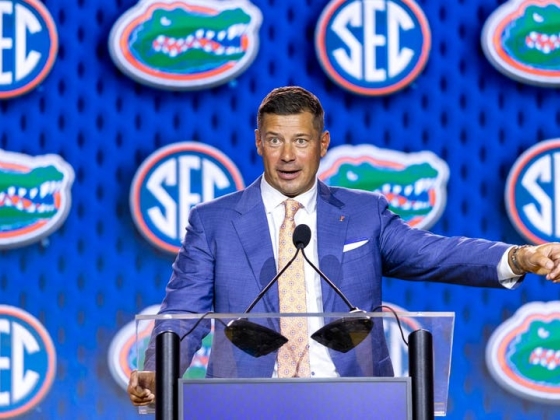 Jon Sumrall elhozza a szenvedélyt a floridai Gators futballprogramjába