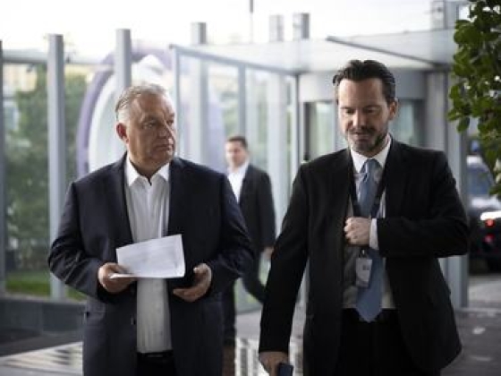 Havasi szerint sótlan hivatalnoknak tűnik az új frakcióvezető, bár már Orbán Viktor sem forgolódik