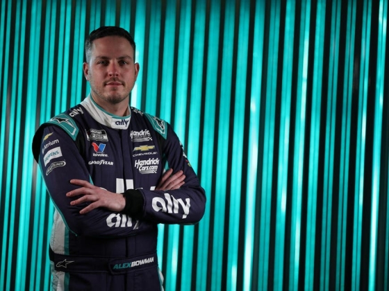 Alex Bowman kilépése a NASCAR legáhítottabb nyitását hozza létre