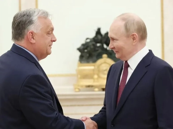 A Kreml tisztázta, milyen nyelven tárgyalt egymással Putyin és Orbán Viktor