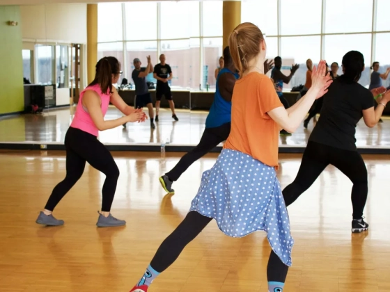 Mi az a disco dance aerobik, és miért egyre népszerűbb?