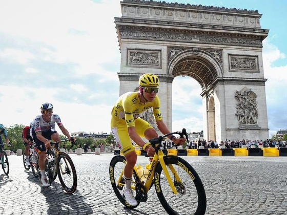 Pogacar megnyeri az ötödik Tour-t, amikor Van der Poel lép színpadra