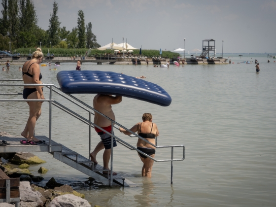 Nyakunkon az újabb hőkupola: így készül a Balaton, a strandok és a klímapiac